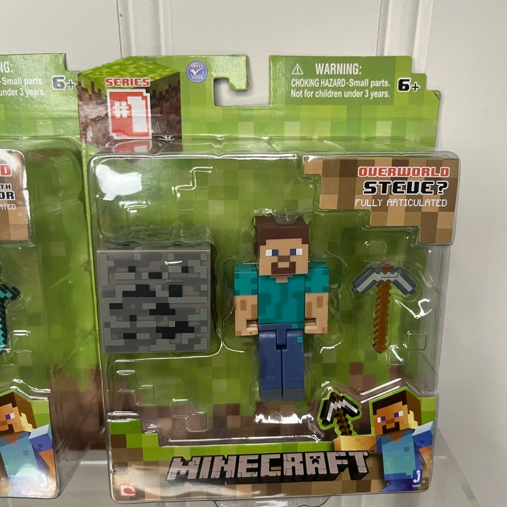 Minecraft figures - Picture 2 of 3